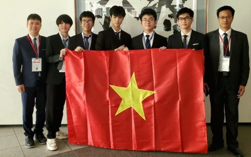 Đội tuyển Việt Nam giành 5 huy chương tại Olympic Vật lý Quốc tế 2023