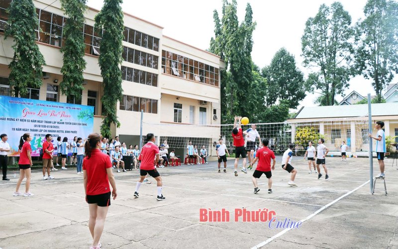 Giao lưu thể thao ngày truyền thống ngành tuyên giáo