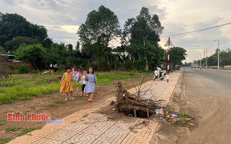 Lại mất nắp hố ga trên địa bàn thành phố Đồng Xoài