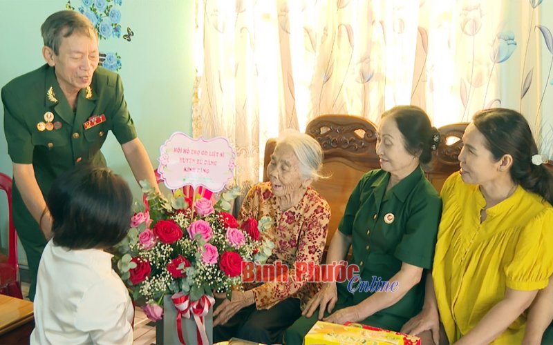 Mẹ Việt Nam anh hùng Trần Thị Bảy: Nén đau thương thành hành động