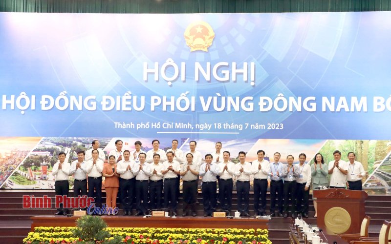 Nhiều giải pháp quan trọng phát triển vùng Đông Nam Bộ