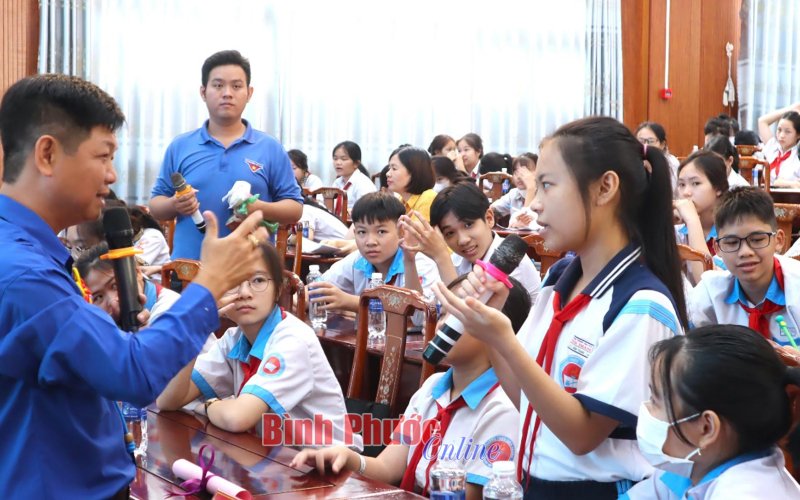 Nhiều ý kiến và chia sẻ tại diễn đàn trẻ em của thành phố Đồng Xoài