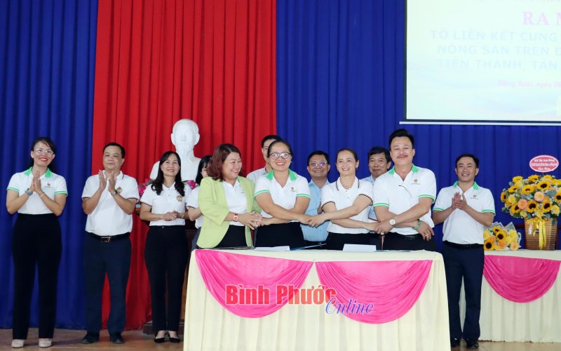 Ra mắt Tổ liên kết cung ứng và tiêu thụ nông sản tại Đồng Xoài