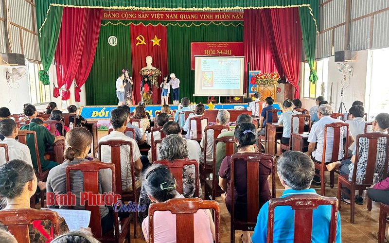 Tập đoàn An Nông cùng nông dân nâng cao kiến thức chăm sóc cây trồng