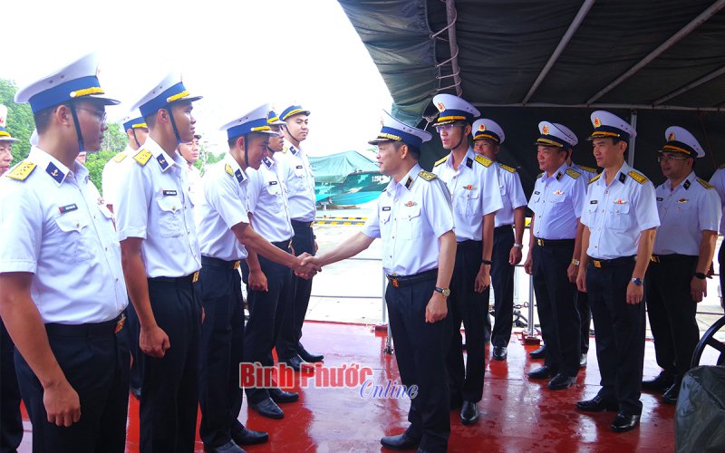 Trung tướng Nguyễn Văn Bổng kiểm tra, nắm tình hình các đơn vị tại Cà Mau