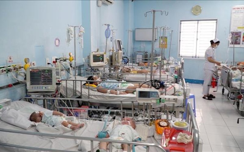 Vaccine phòng bệnh tay chân miệng đầu tiên ở Việt Nam đang chờ cấp phép