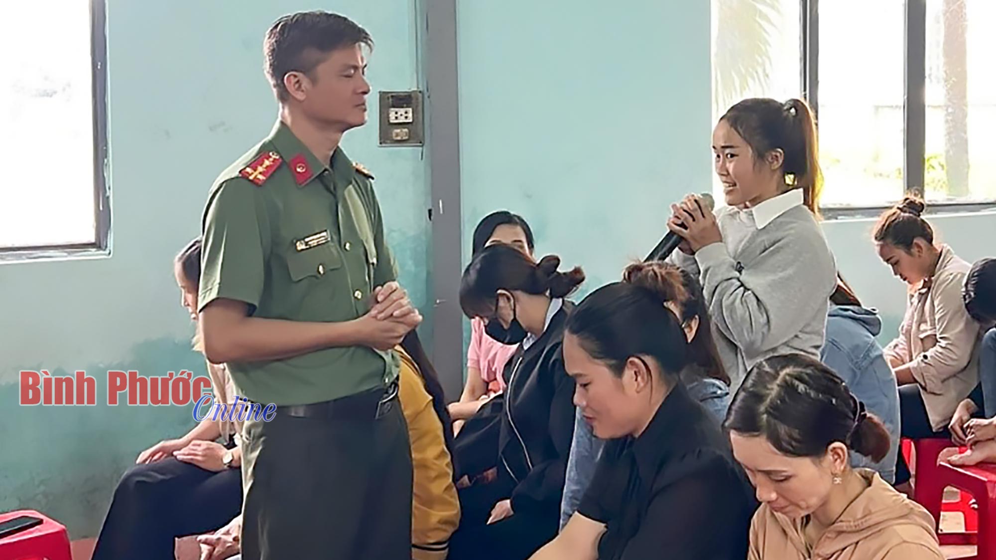 Cạm bẫy mua bán người bủa vây