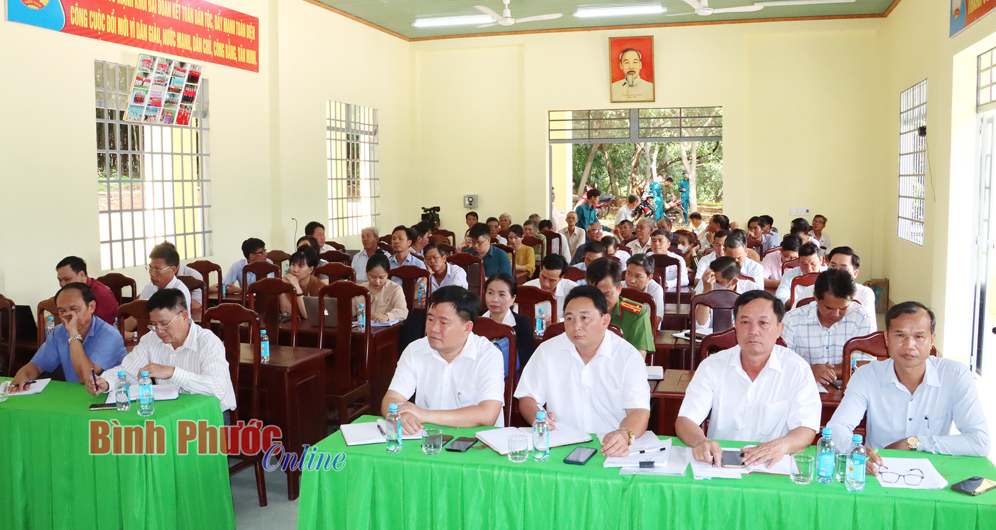 Đại biểu Quốc hội tỉnh Bình Phước tiếp xúc cử tri Phú Riềng, Bù Đốp