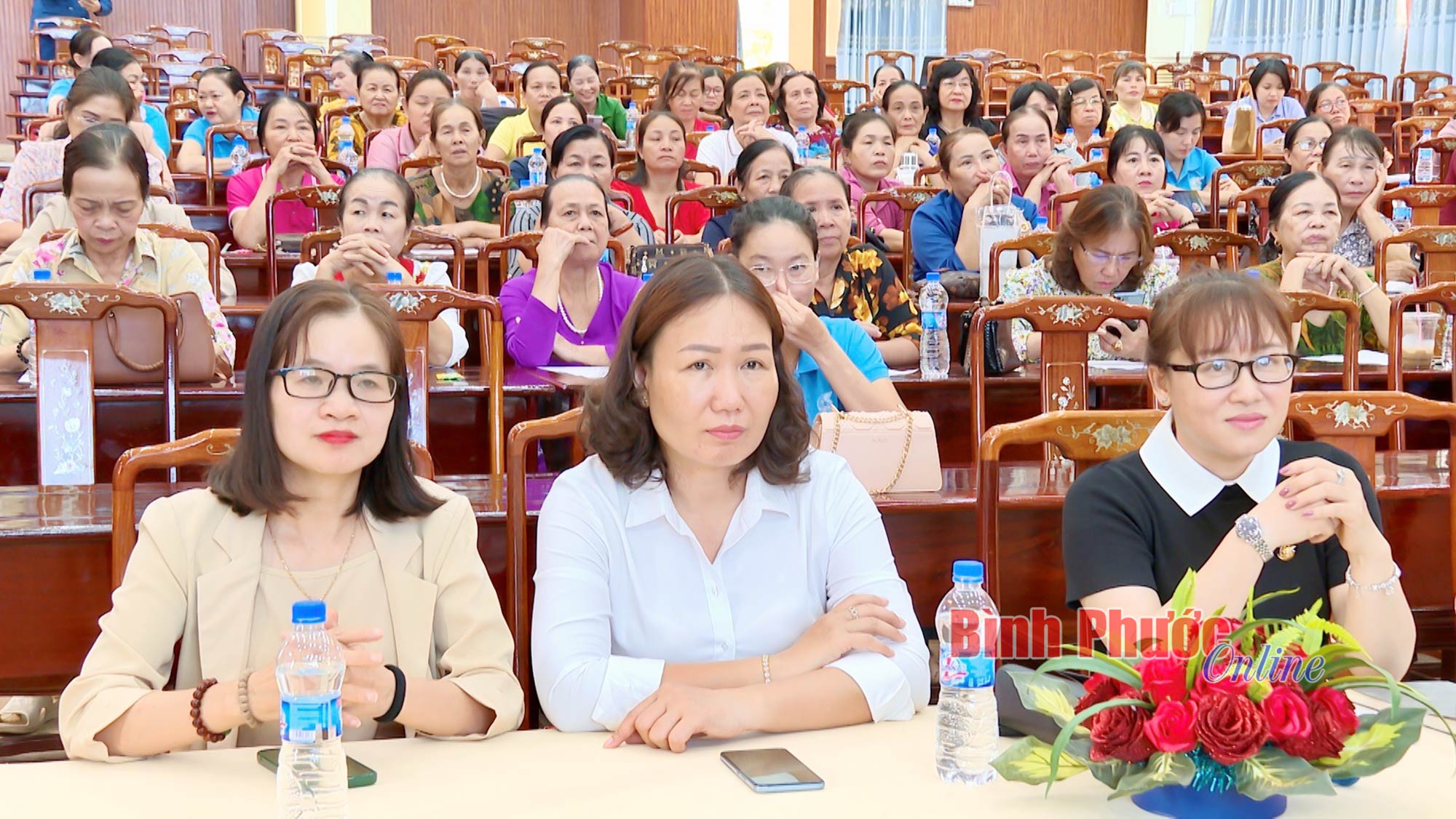 Đồng Xoài: Hơn 200 cán bộ hội phụ nữ được bồi dưỡng nghiệp vụ