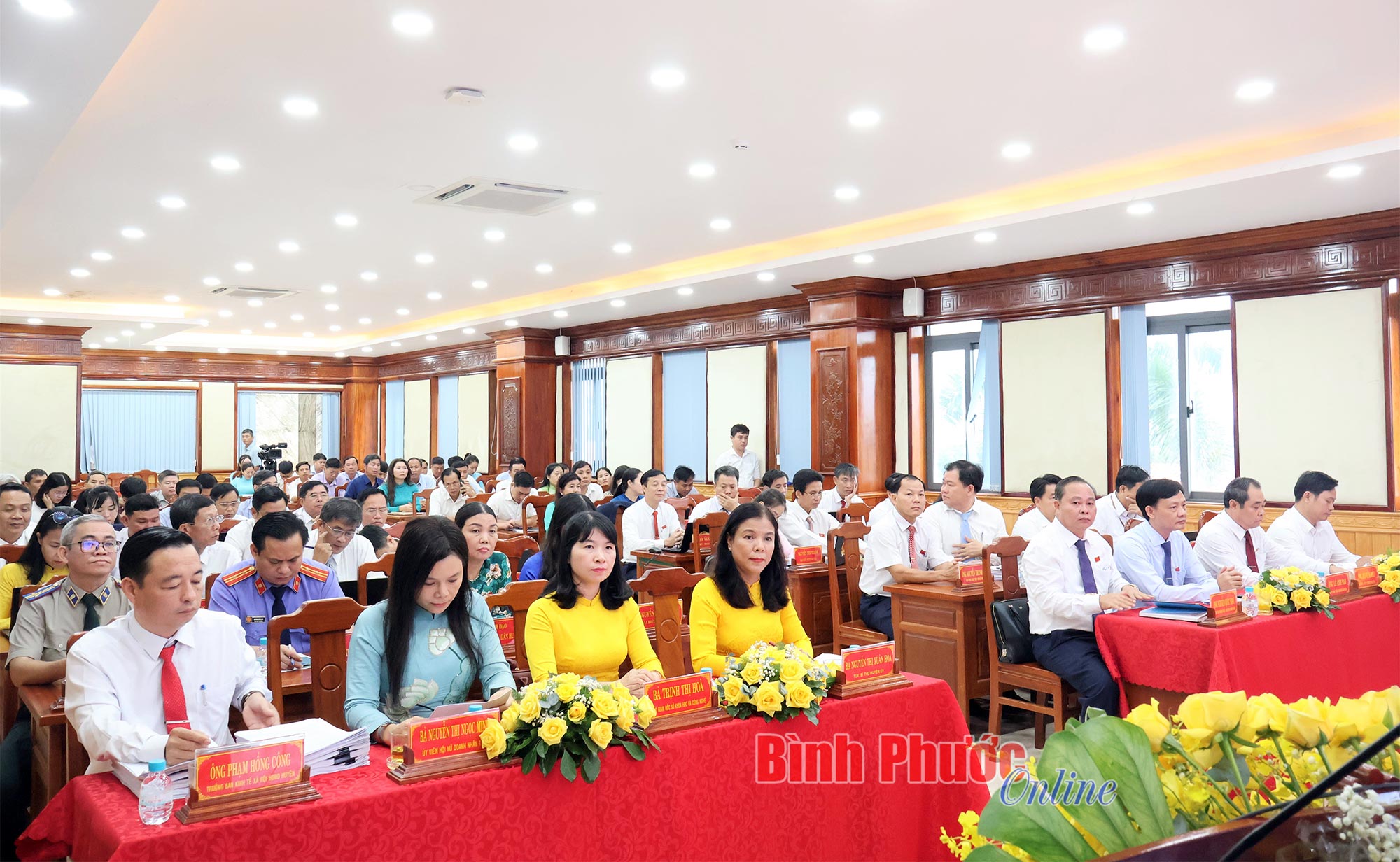 Kỳ họp giữa năm HĐND các huyện Hớn Quản, Phú Riềng