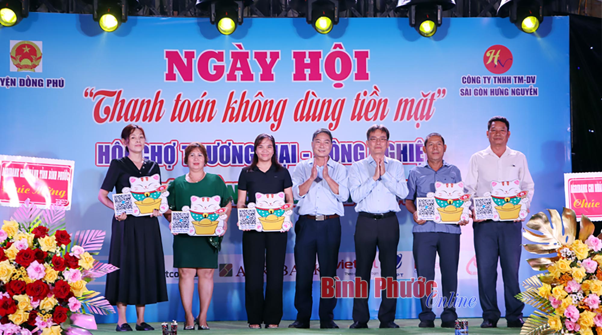 Ngày hội ‘Thanh toán không dùng tiền mặt’ tại Đồng Phú