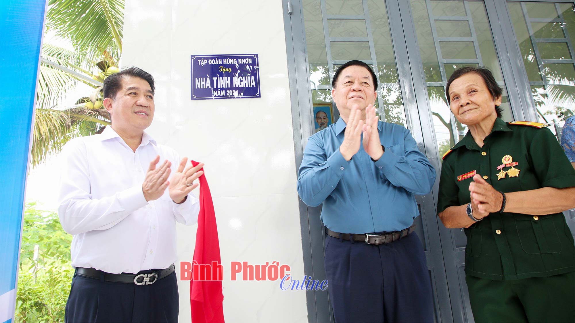 Tập đoàn Hùng Nhơn trao tặng nhà tình nghĩa cho các gia đình chính sách, người có công tỉnh Tây Ninh