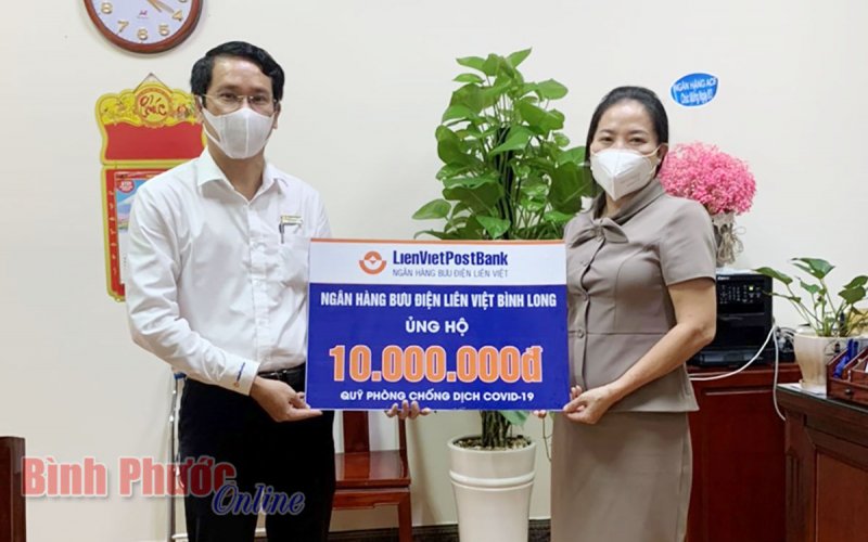 160 triệu đồng ủng hộ quỹ phòng chống Covid-19