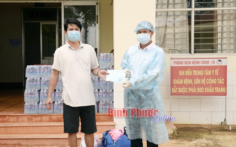 Bệnh nhân Covid-19 đầu tiên ở Bình Long được chữa khỏi