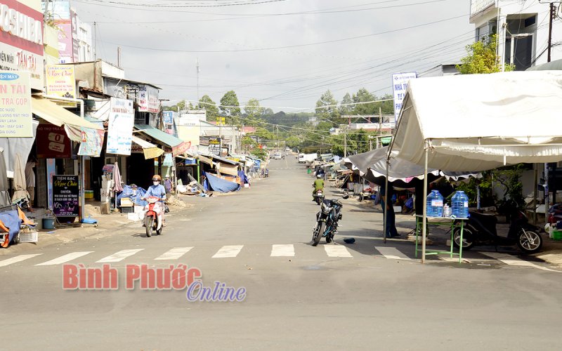 Bình Long kết thúc phong tỏa cách ly tạm thời phòng, chống dịch