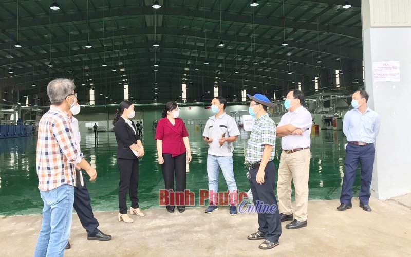 Chủ doanh nghiệp, chuyên gia vào Bình Phước phải thực hiện quy định gì?