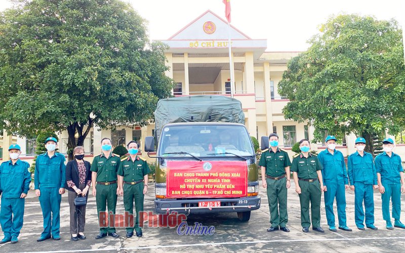 “Chuyến xe nghĩa tình” đến với TP. Hồ Chí Minh