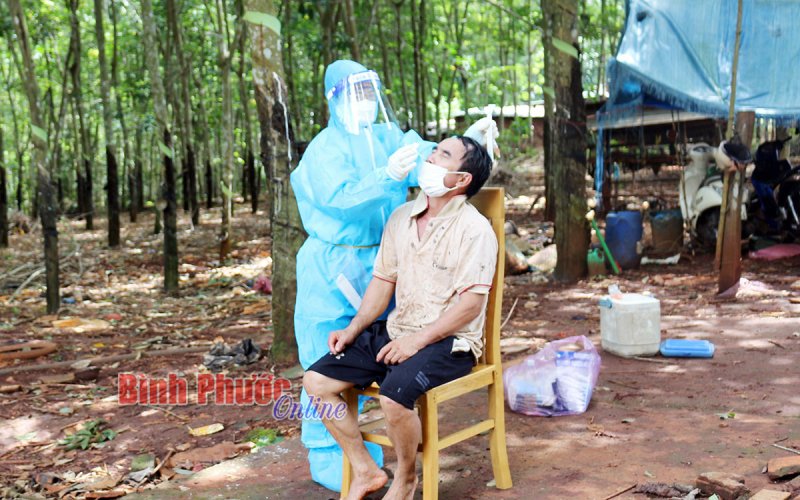 Hớn Quản: 1 thai phụ và 2 cha con F1 nhiễm SARS-CoV-2