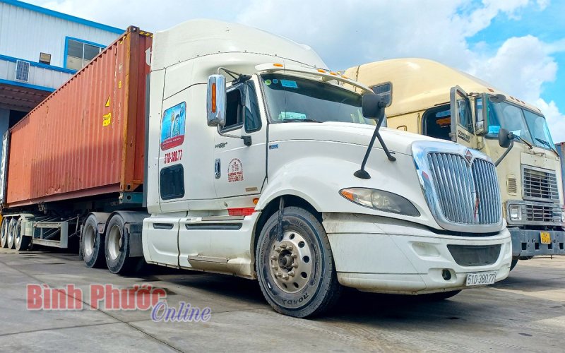 Kiểm soát nghiêm các yếu tố liên quan chuỗi cung ứng hàng hóa