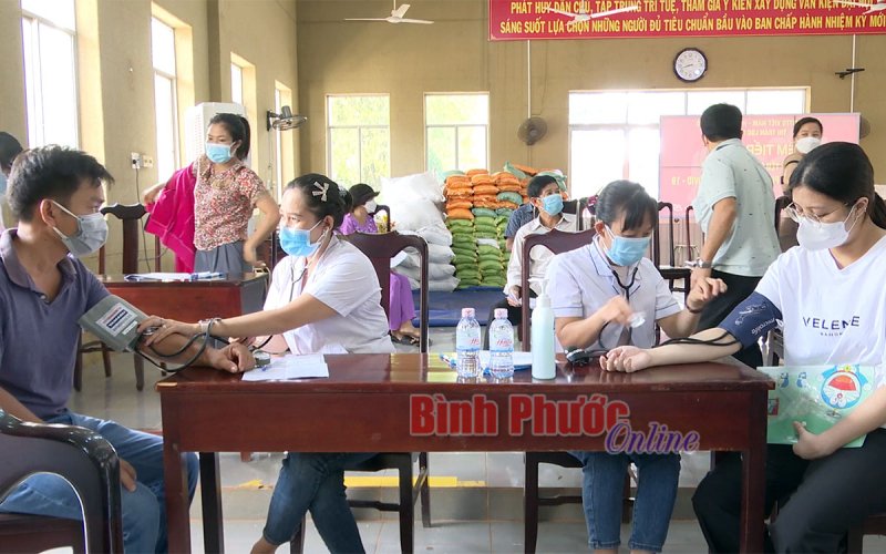 Lộc Ninh: Chuẩn bị chiến dịch tiêm vắc xin phòng Covid-19 diện rộng