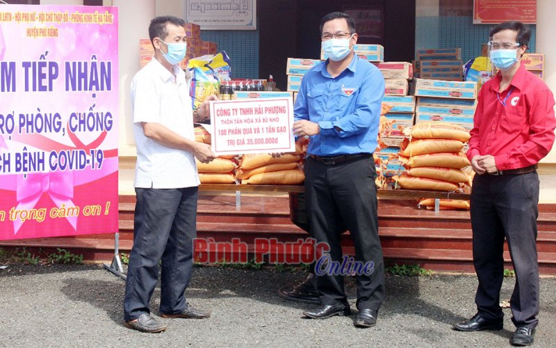 Nghĩa tình trong đại dịch