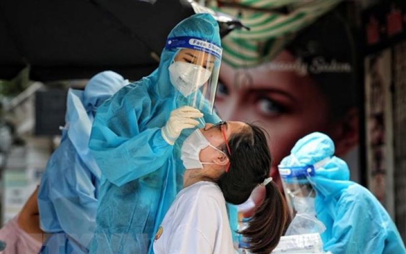 Nghiên cứu lại việc xét nghiệm toàn dân, ưu tiên cho điều trị