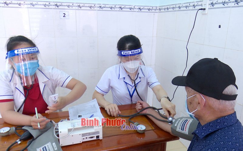 Người tham gia phòng, chống dịch Covid-19 được hưởng chế độ gì?