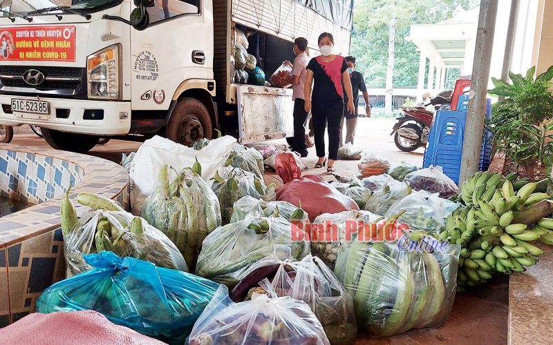 Nhân dân huyện Phú Riềng ủng hộ trên 2,5 tỷ đồng phòng, chống dịch 