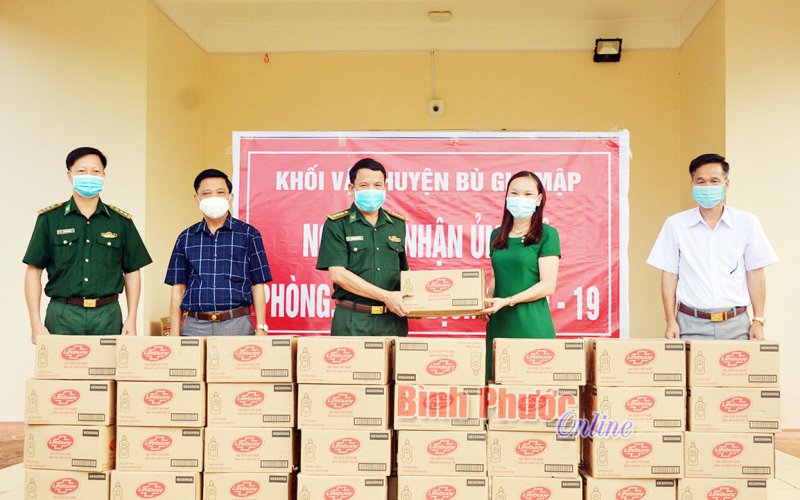 Những ngày giãn cách