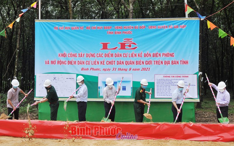 Thêm 20 ngôi nhà dân cư liền kề nơi biên giới