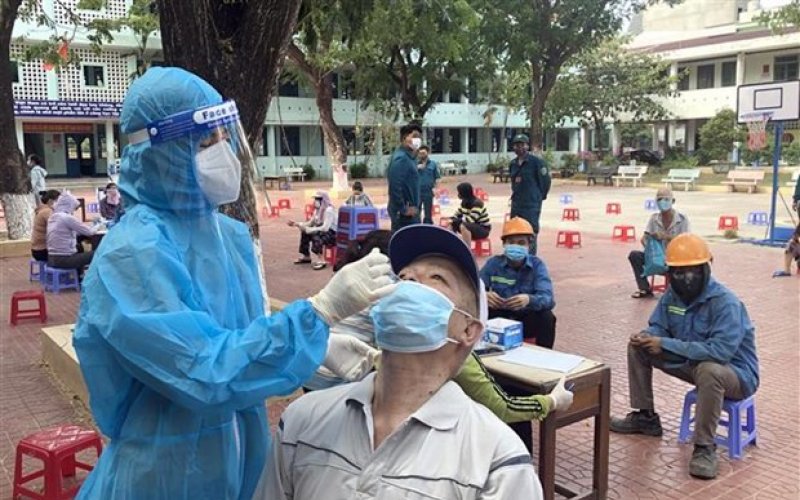 Thủ tướng yêu cầu phòng, chống dịch COVID-19 quyết liệt, hiệu quả hơn