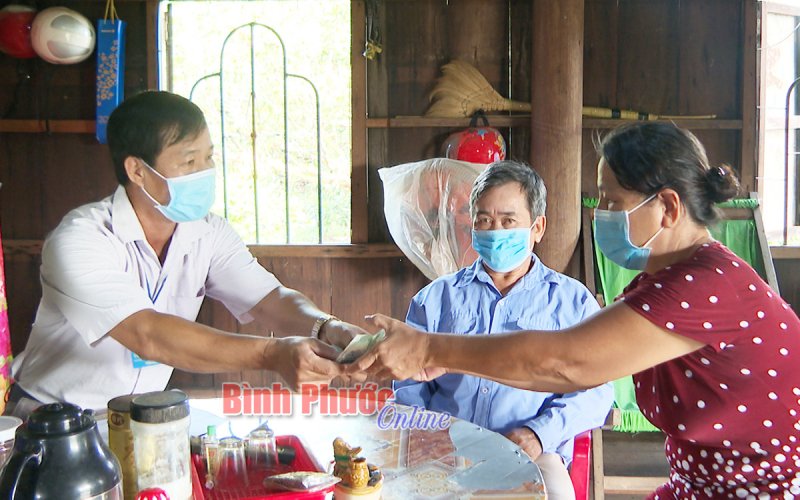 Tiếp sức lao động nghèo vượt qua đại dịch