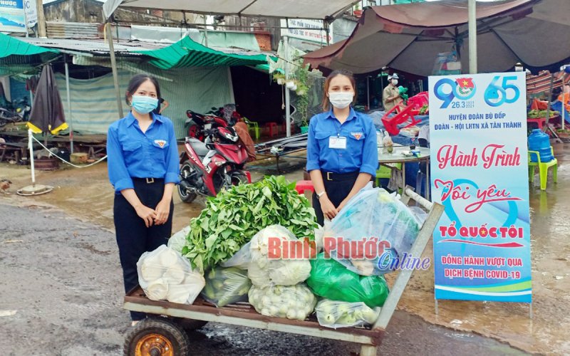 Tuổi trẻ Bù Đốp tiếp sức vùng tâm dịch