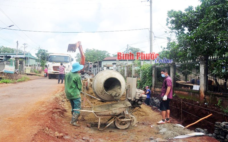 Tuyến đường của ý Đảng - lòng dân