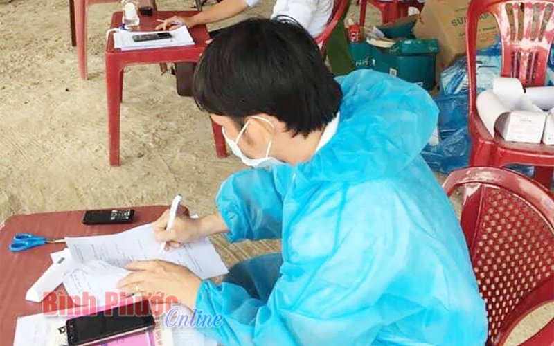 Vững vàng tuyến đầu chống dịch