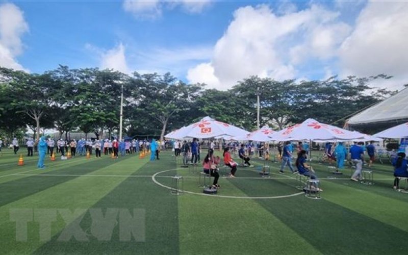 Vượt 33.700 ca mắc, Bình Dương xin phân bổ khẩn 1 triệu liều vaccine