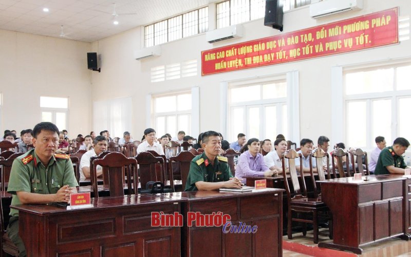 231 học viên dự lễ bế giảng lớp cập nhật kiến thức quốc phòng - an ninh