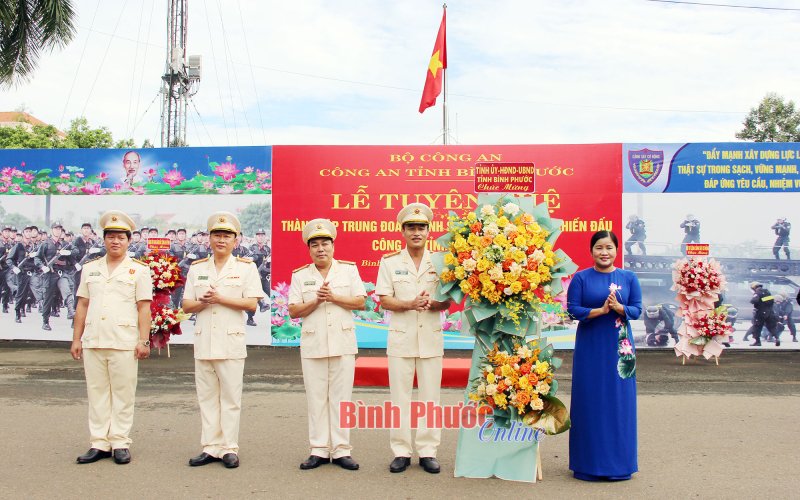Bình Phước thành lập Trung đoàn Cảnh sát cơ động dự bị chiến đấu Công an tỉnh 