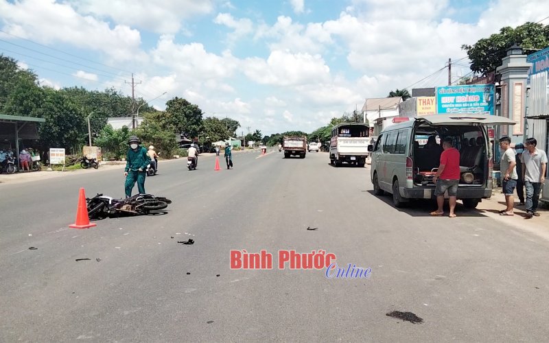 Bình Phước: Va chạm giữa xe tải và môtô, 1 thanh niên tử vong tại chỗ