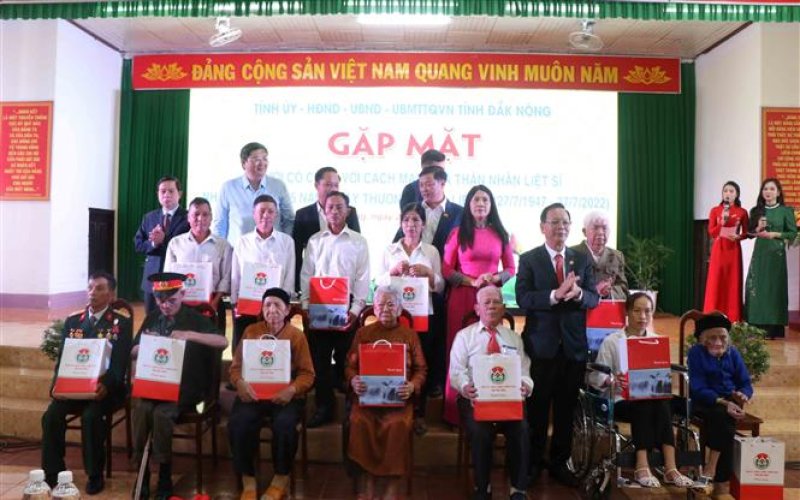 Bộ Quốc phòng hướng dẫn quy trình thực hiện chế độ ưu đãi người có công