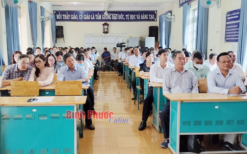 Bồi dưỡng kiến thức dân tộc cho 90 công chức, viên chức