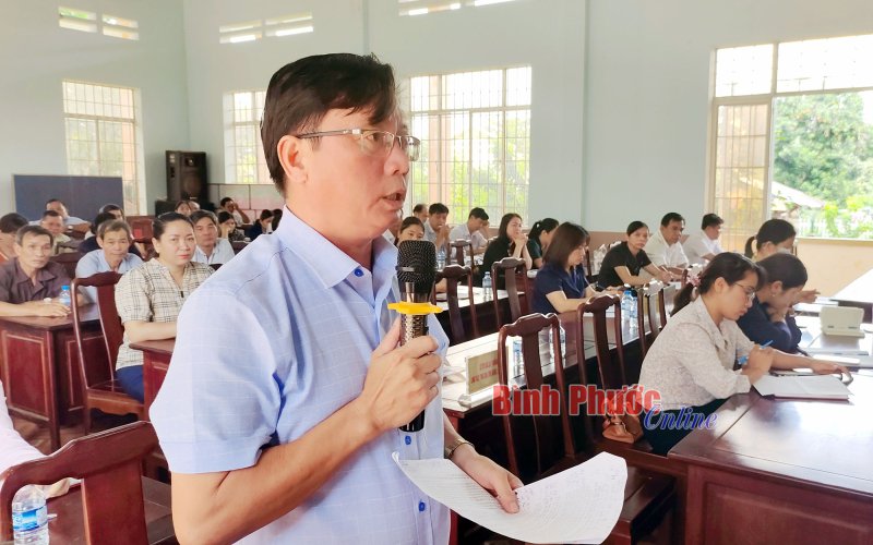 Cử tri Phước Long kiến nghị sớm cấp giấy chứng nhận quyền sử dụng đất 