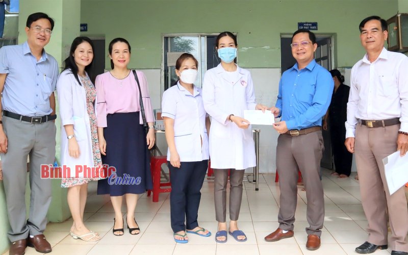 Đồng Xoài nâng cao năng lực trạm y tế xã, phường