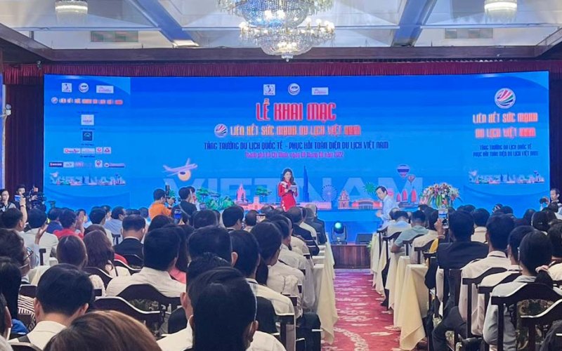 Khai mạc diễn đàn 'Liên kết sức mạnh du lịch Việt Nam'