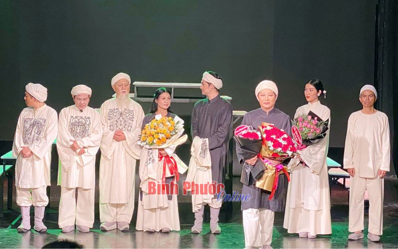 Kịch buffet - m&ocirc; h&igrave;nh s&acirc;n khấu mới