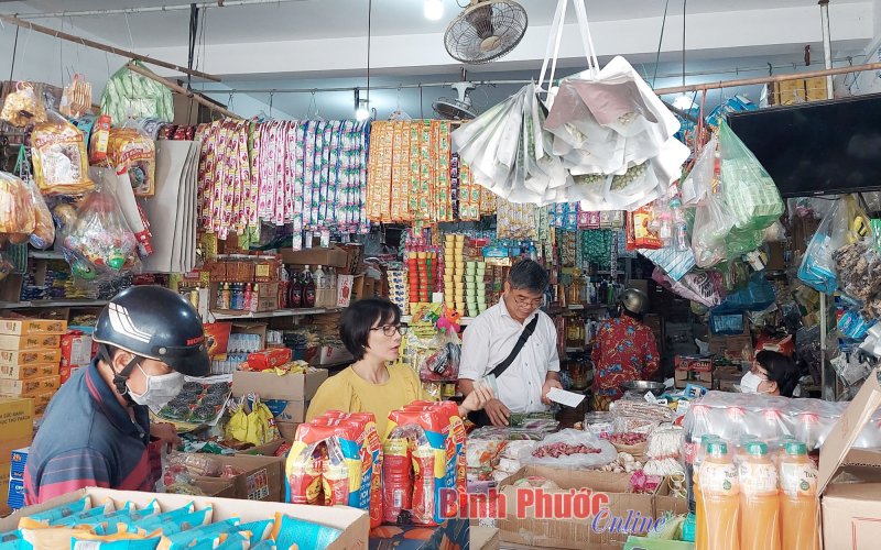 Kiểm soát thị trường, bảo vệ quyền lợi người tiêu dùng