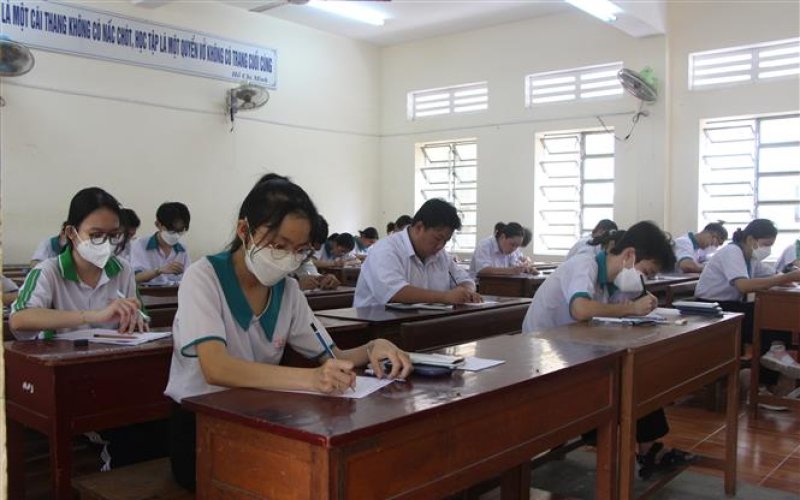 Lịch sử là môn học bắt buộc trong chương trình Giáo dục thường xuyên cấp Trung học phổ thông