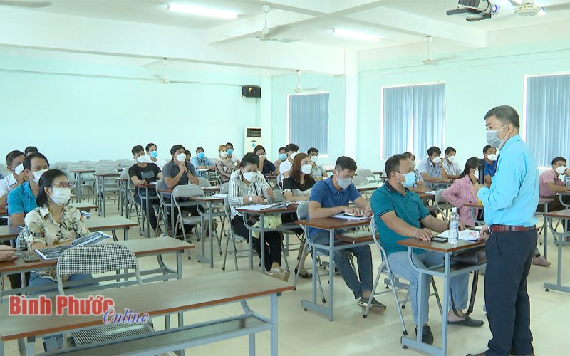 Phía sau cơn sốt đất lịch sử