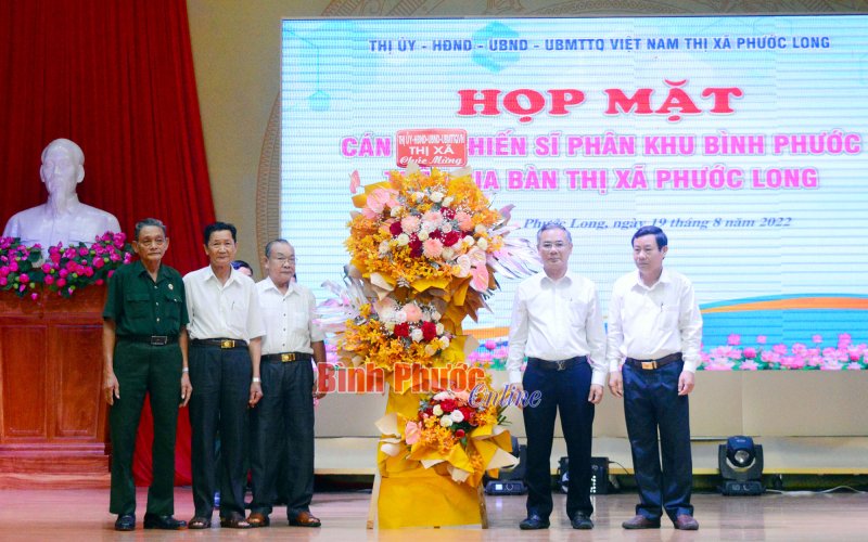 Phước Long họp mặt cán bộ, chiến sĩ Phân khu Bình Phước