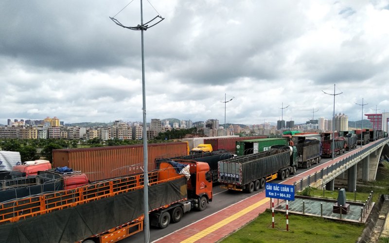 Thúc đẩy phát triển xuất nhập khẩu bền vững